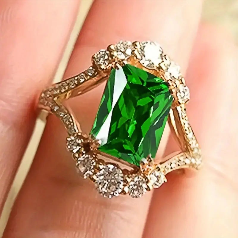 Elisova Grenthal Gemstone Ring
