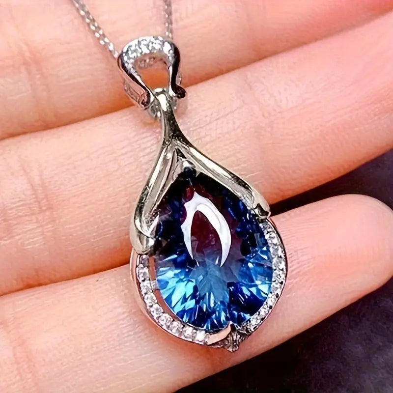 Alindra Feymorra Gemstone Necklace