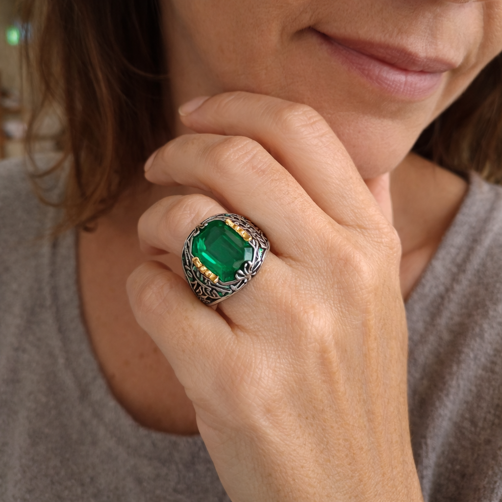 Klara Emerin Emerald Ring