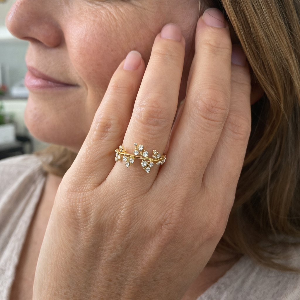 Elegant Climber Yellow Gold Ring