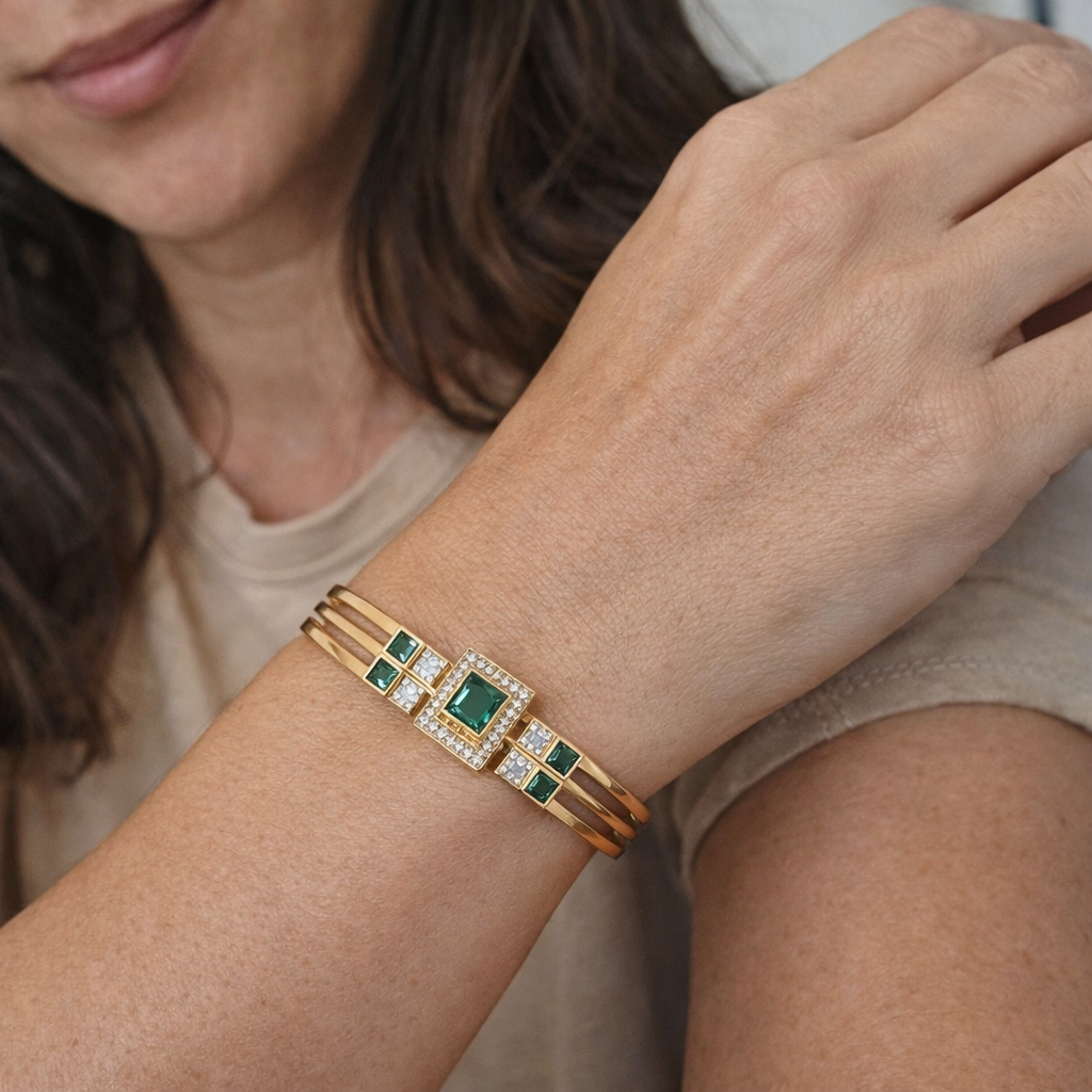 Esme Carrington Emerald Bracelet