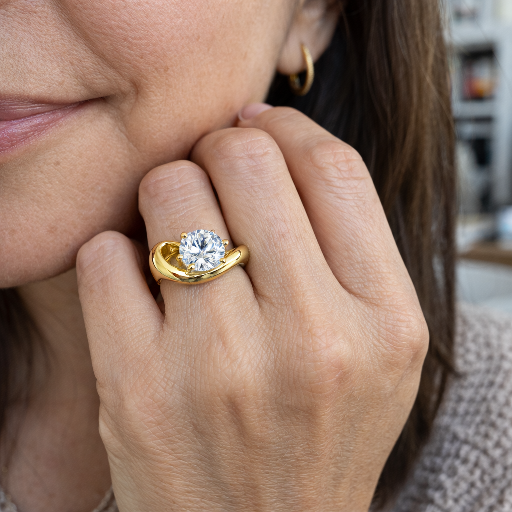 Wave Promise Yellow Gold Ring