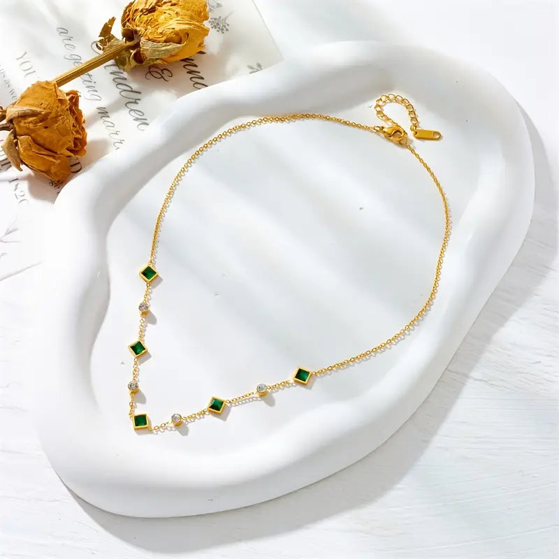 Amelisse Glenwyn Gemstone Necklace