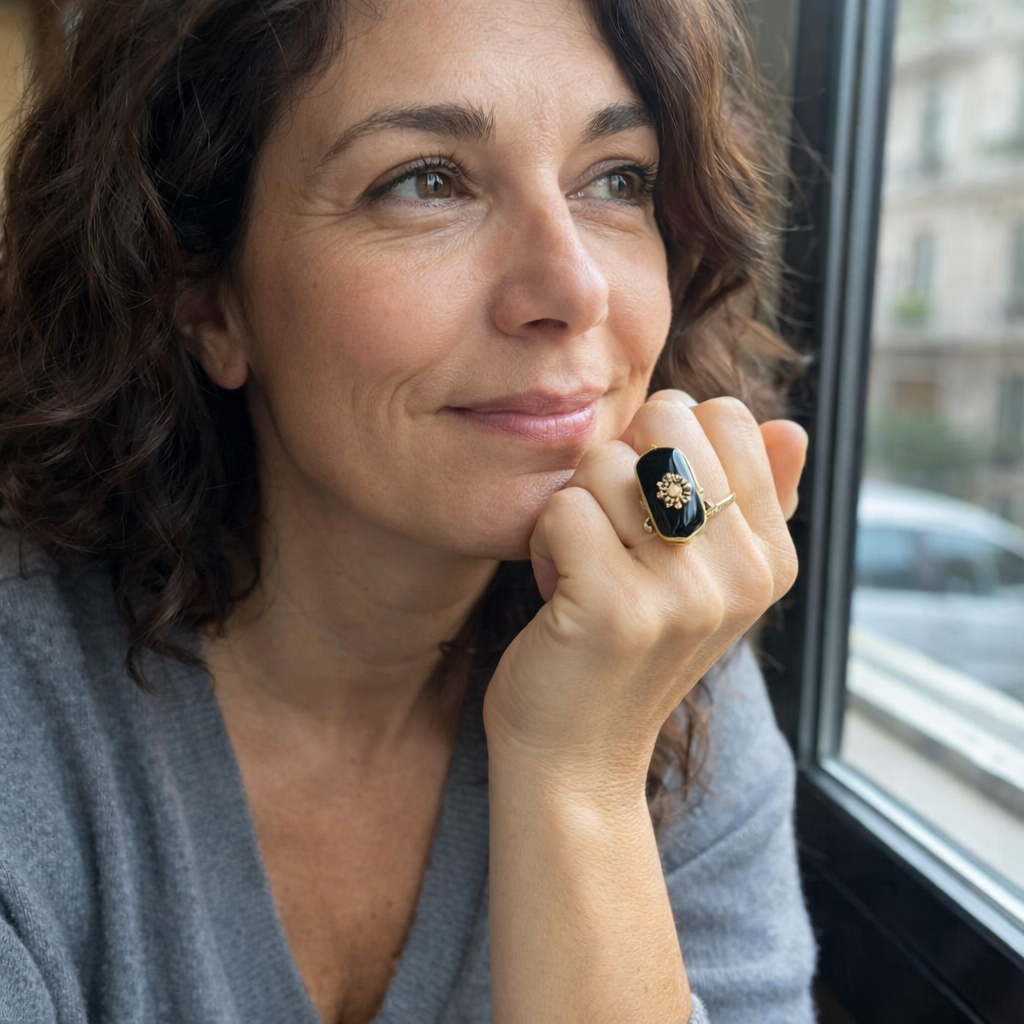 Vintage Style Black Stone Yellow Gold Ring