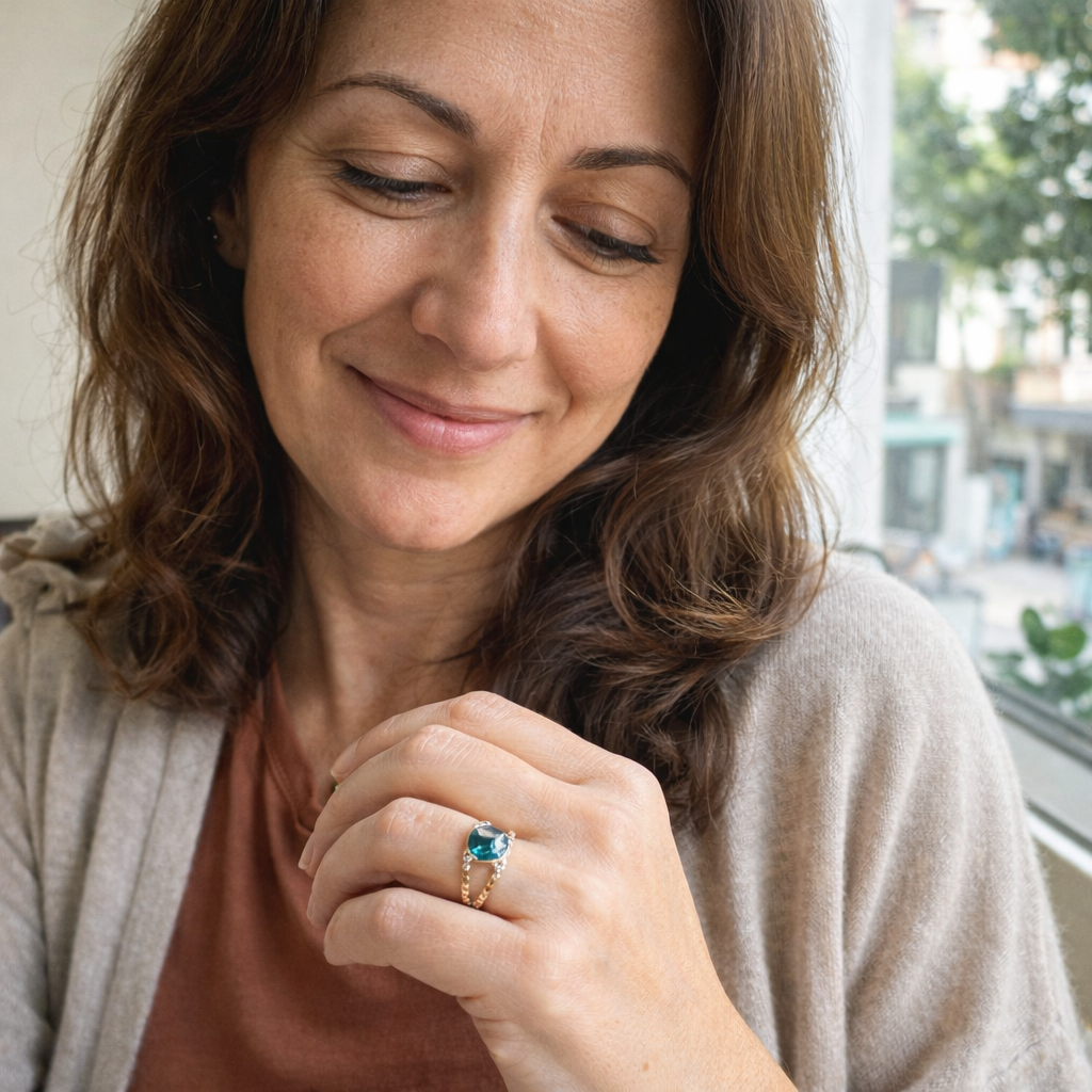 Blue Crystal Sparkle Yellow Gold Ring Set