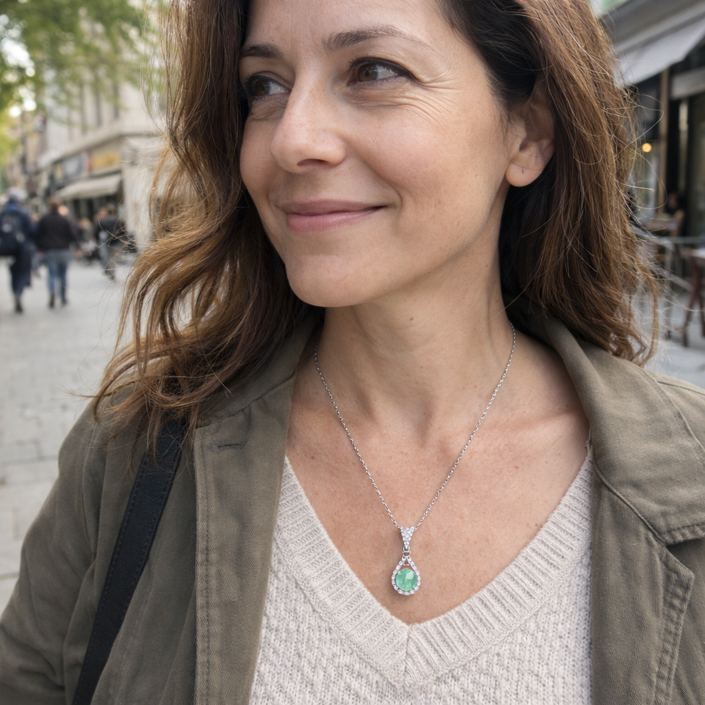 Alindra Voselle Emerald Necklace