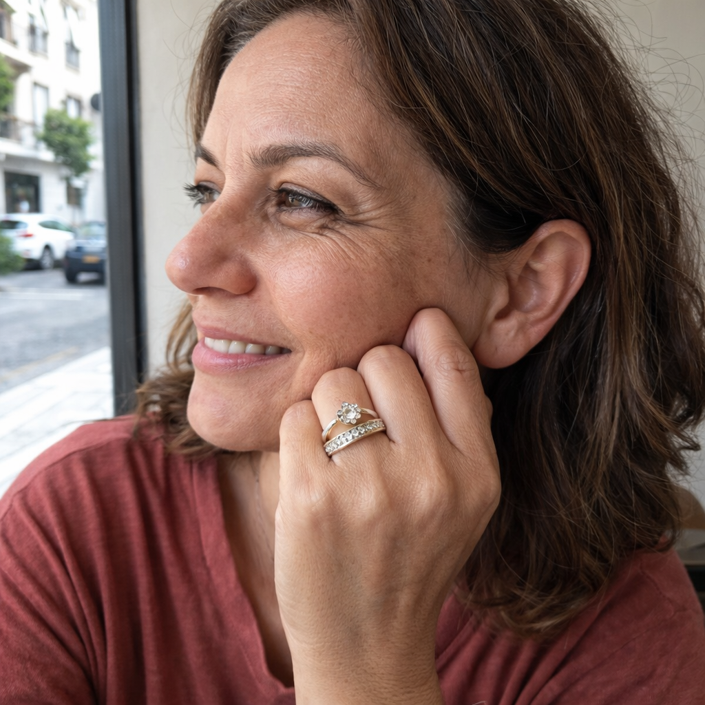 Antique Irregular Gold and Silver Zircon Mixed Metal Ring