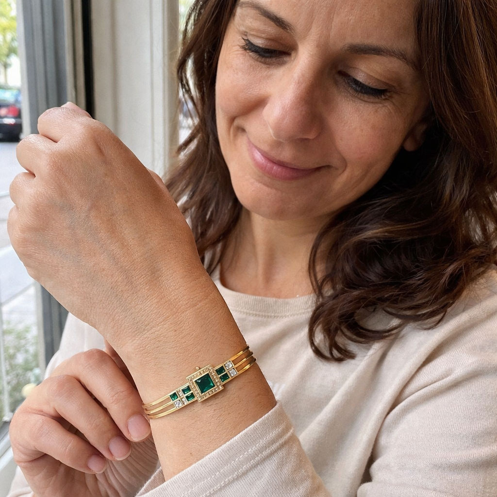 Esme Carrington Emerald Bracelet