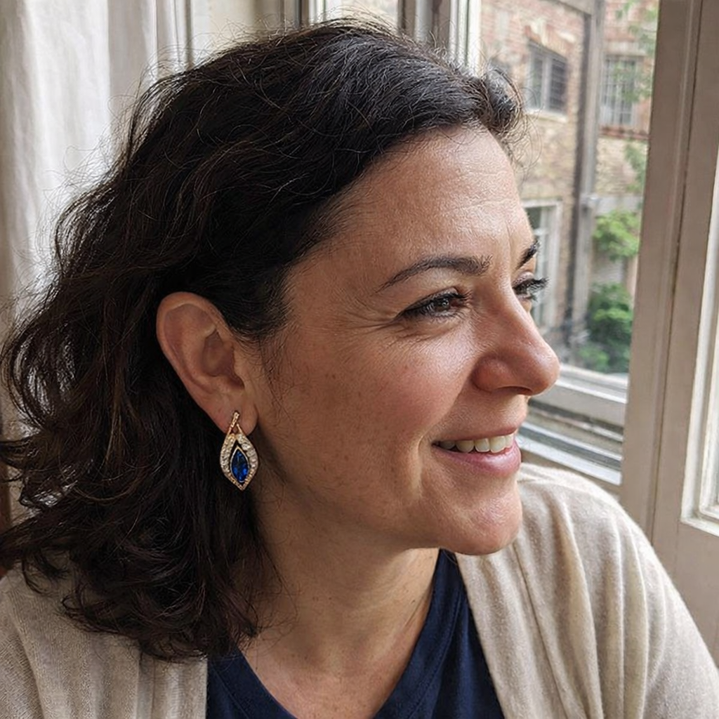 Isola Caelurelle Sapphire Earrings