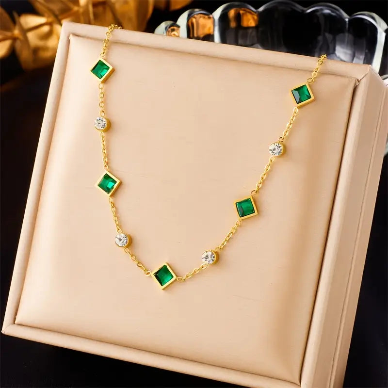 Amelisse Glenwyn Gemstone Necklace