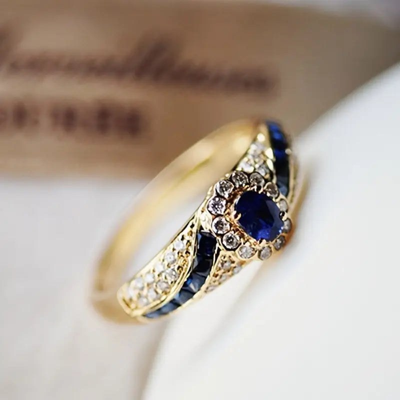 Avelisse Moraziel Gemstone Yellow Gold Ring