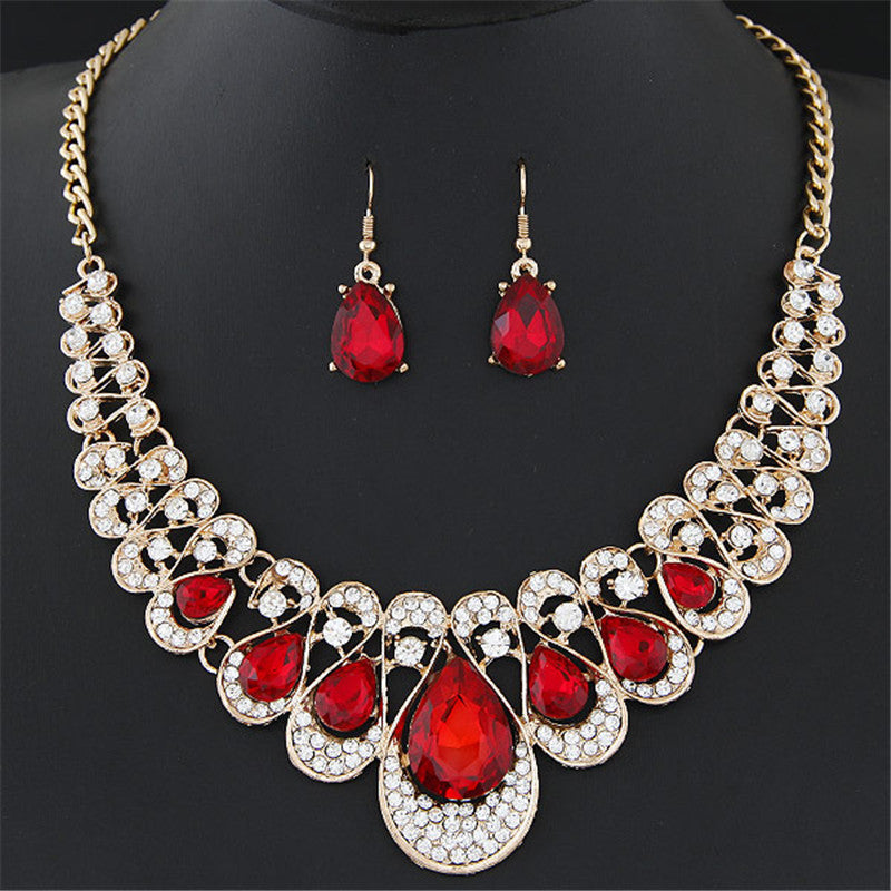 Maevina Crimselle Gemstone Set
