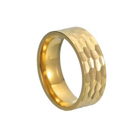 Varek Anello Martellato Oro giallo