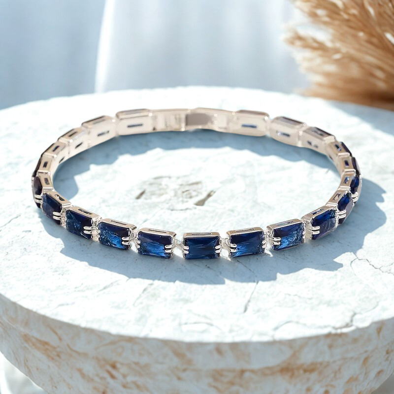 Mireda Thalindra Gemstone Bracelet
