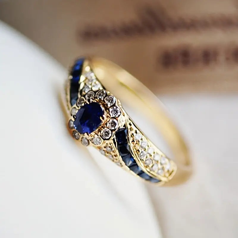 Avelisse Moraziel Gemstone Yellow Gold Ring