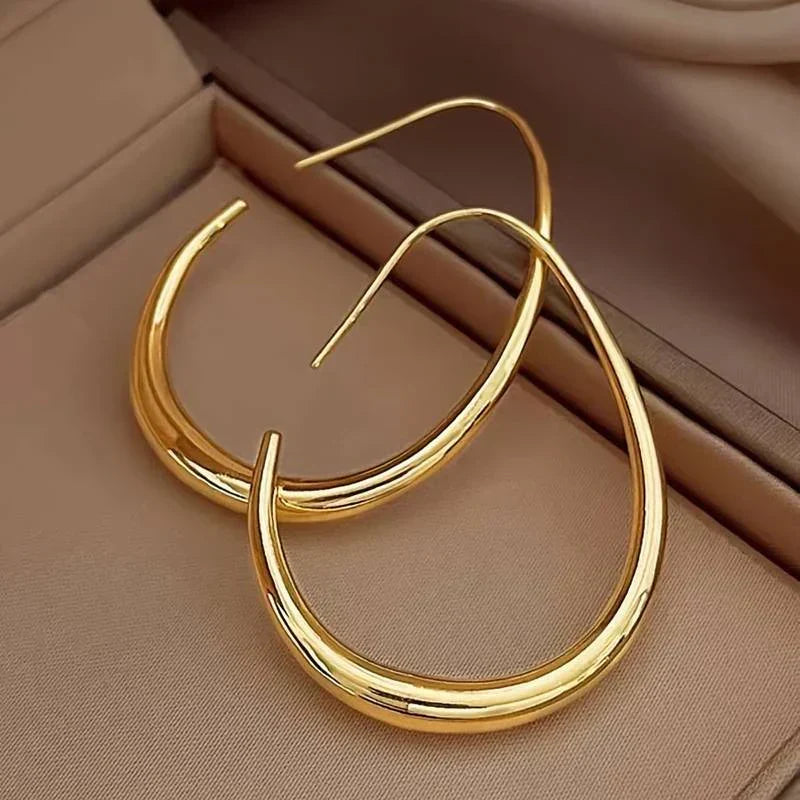 Antique Hoop Yellow Gold Earrings