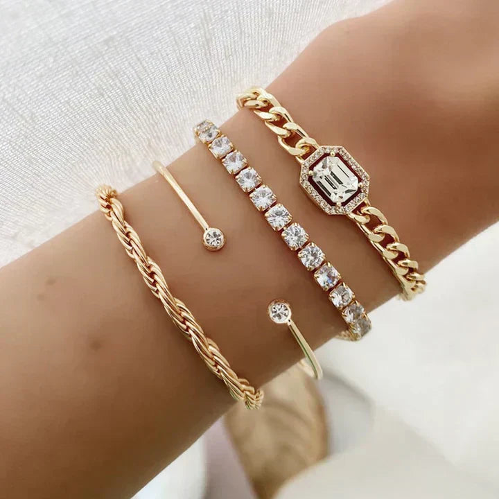 Domitia Calvina Yellow Gold Bracelet Set